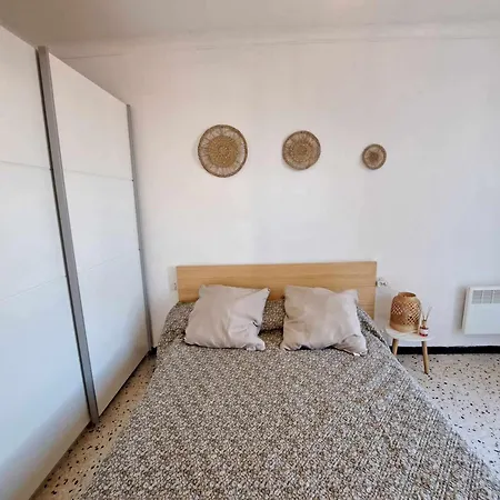 Apartamento Rdc 2 Pieces Proche Avec Terrasses Et Parking - Fr-1-326-575 *