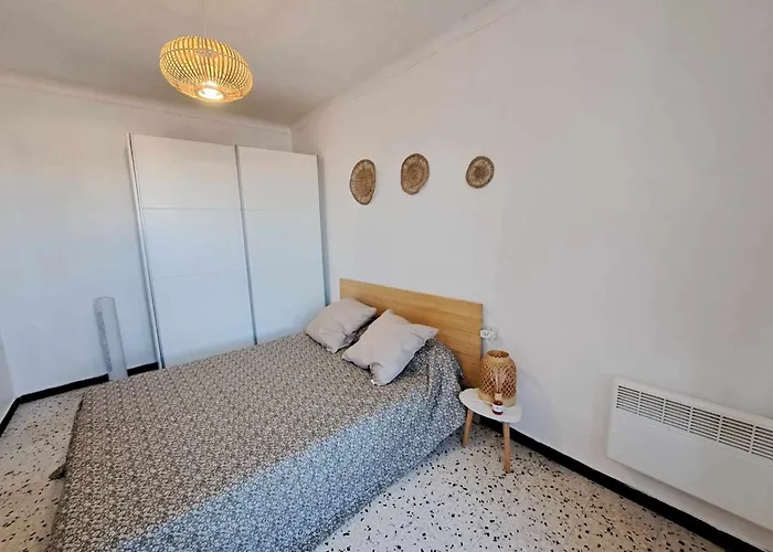 Apartment Rdc 2 Pieces Proche Avec Terrasses Et Parking - Fr-1-326-575 *